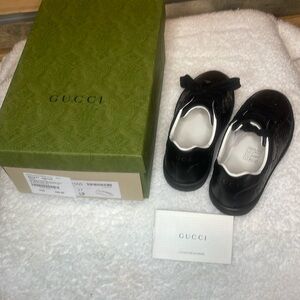 Like new Worn once!! Luxury Item 💕 Kids Gucci